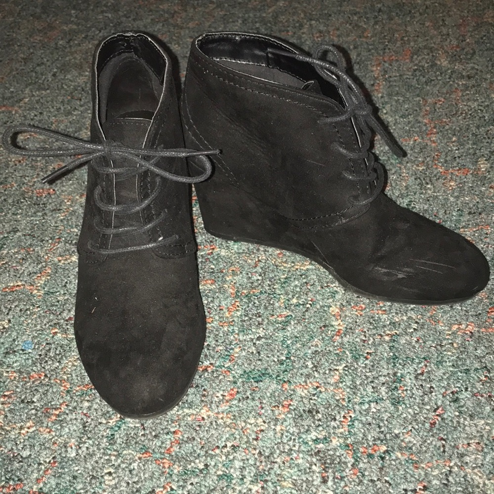 Size 6 bootie